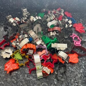 Lot of 85 Vintage & Newer Cookie Cutters Red Metal Aluminumn Mixed Holidays Cute